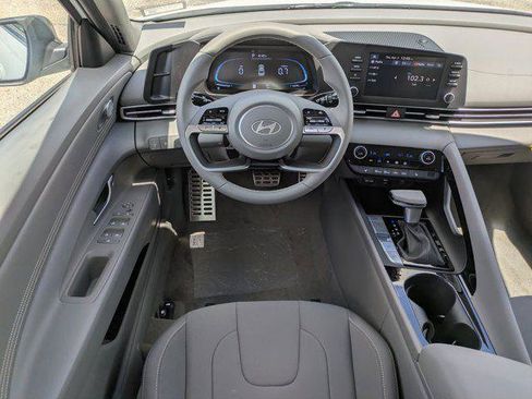 New 2026 Hyundai Elantra SEL Sport Premium FWD image 11