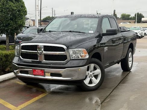 Used 2024 RAM 1500 Classic SLT AWD/4WD image 12