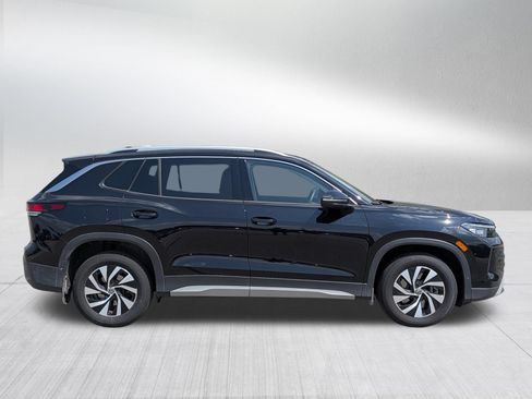 Certified 2026 Volkswagen Tiguan S AWD/4WD image 8