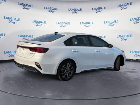 Used 2024 Kia Forte GT-Line w/ GT-Line Premium Package FWD image 4