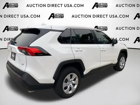 Used 2024 Toyota RAV4 LE FWD image 21
