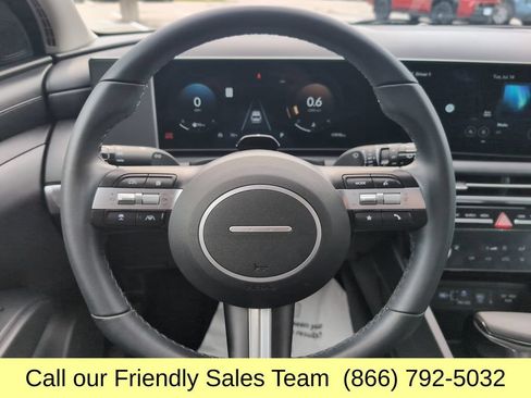 Used 2025 Hyundai Tucson SEL AWD/4WD image 15