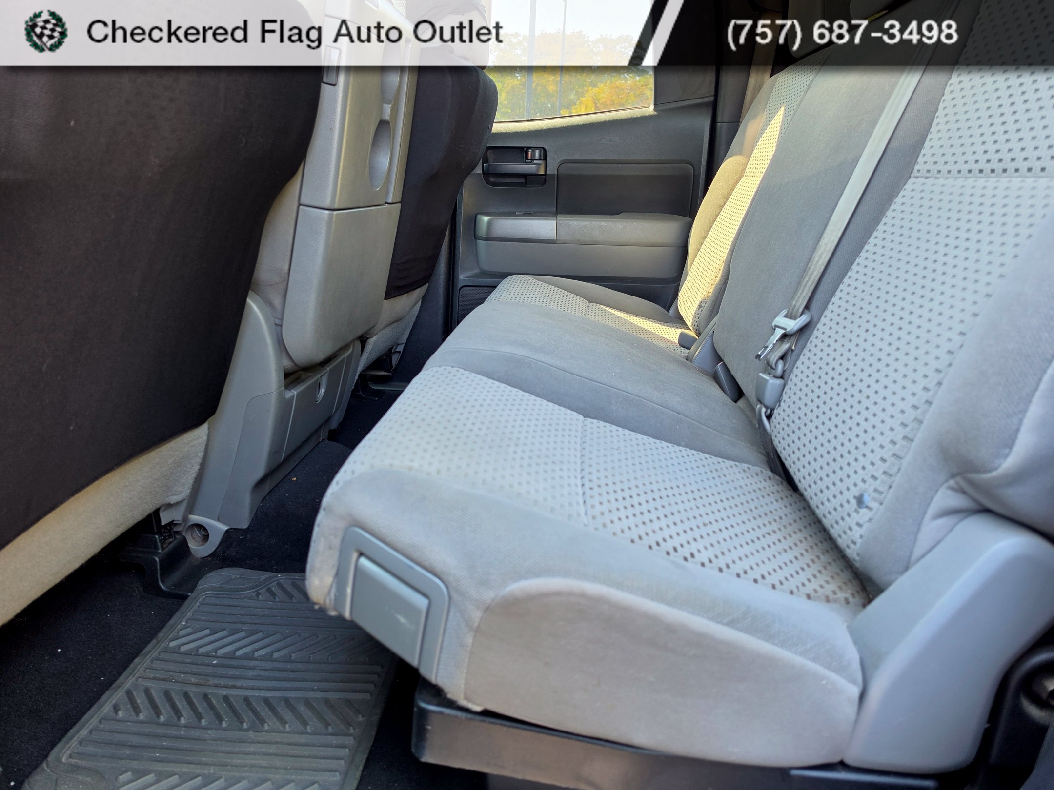 Used 2012 Toyota Tundra 4x4 Double Cab w/ Tow Pkg image 19
