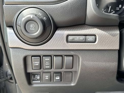 Used 2023 Nissan Titan PRO-4X image 47