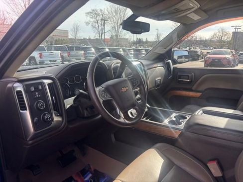 Used 2015 Chevrolet Silverado 1500 LTZ w/ LTZ Plus Package AWD/4WD image 8
