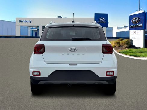 New 2026 Hyundai Venue SEL image 6