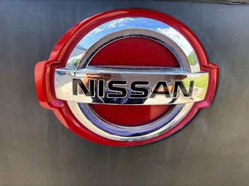 Used 2016 Nissan Titan PRO-4X AWD/4WD image 30