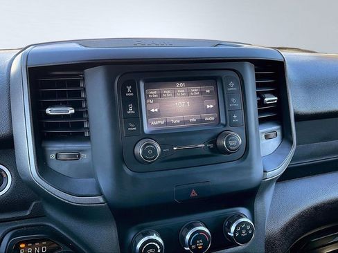 Used 2022 RAM 2500 Tradesman w/ Chrome Appearance Group image 10