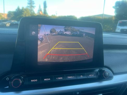 Used 2023 Kia Forte LXS w/ LXS Technology Package image 17