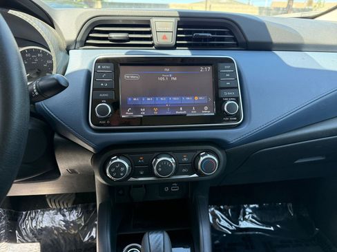 Used 2025 Nissan Versa SV image 17
