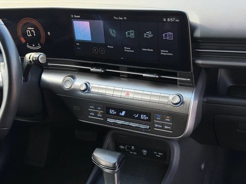 Used 2025 Hyundai Kona SEL FWD image 28