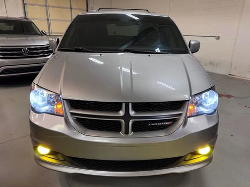 Used 2019 Dodge Grand Caravan GT image 8