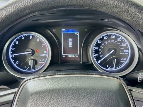 Used 2023 Toyota Camry LE image 24