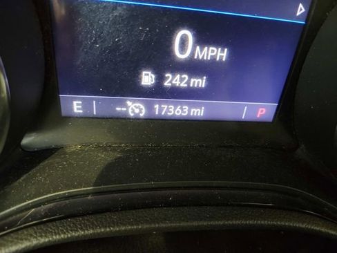 Used 2023 Buick Encore GX Select w/ Sport Touring Package image 19