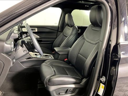 Used 2024 Ford Explorer ST w/ Equipment Group 401A AWD/4WD image 35
