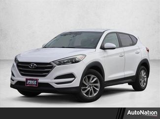 Used 2017 Hyundai Tucson SE video 1