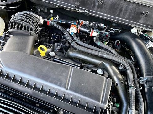 Used 2025 Ford Bronco Sport Badlands image 27