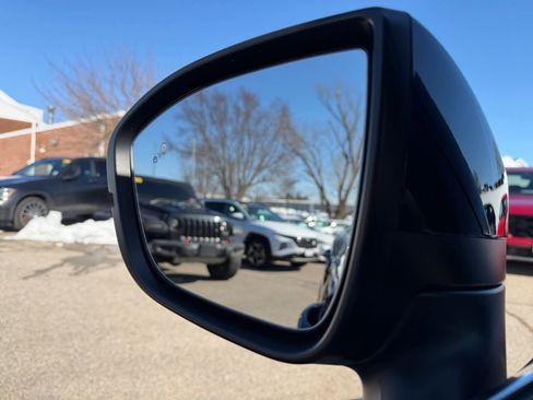 Used 2023 Nissan Pathfinder Platinum image 50