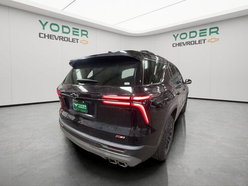 Used 2025 Chevrolet Traverse Z71 AWD/4WD image 5