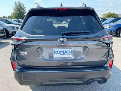 Used 2025 Subaru Forester Premium w/ Convenience Package #1 AWD/4WD image 4