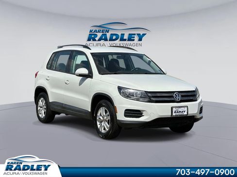 Used 2015 Volkswagen Tiguan S image 1