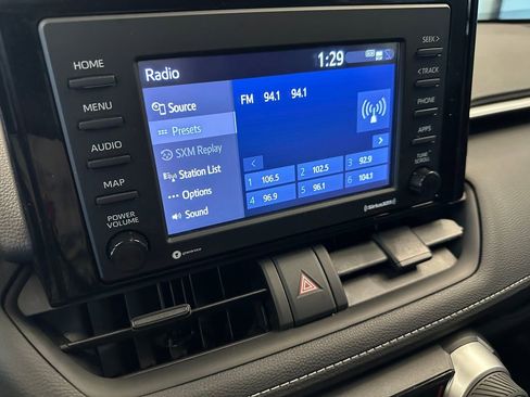 Used 2021 Toyota RAV4 XLE w/ XLE Grade Weather Package AWD/4WD image 12
