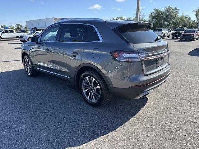 Used 2023 Lincoln Nautilus FWD w/ Premium Package image 5
