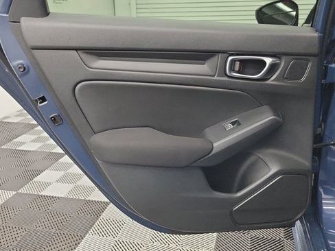 Used 2025 Honda Civic Sport image 18