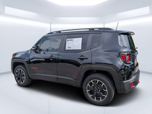 Used 2023 Jeep Renegade Trailhawk w/ Sun/Sound Group AWD/4WD image 5