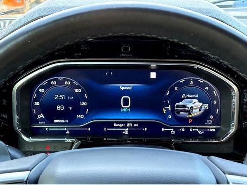 Certified 2022 Chevrolet Silverado 1500 LT Trail Boss image 5