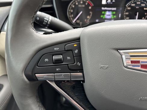 Used 2020 Cadillac XT6 Premium Luxury image 28