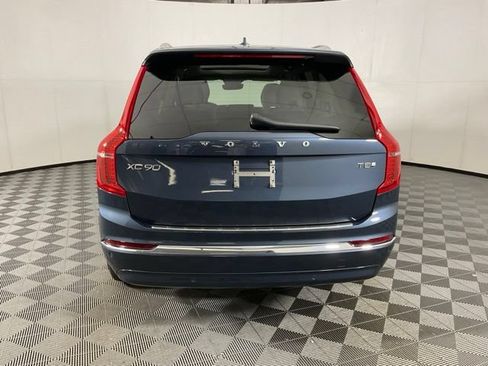 Certified 2025 Volvo XC90 T8 Plus w/ Protection Package Premier AWD/4WD image 5