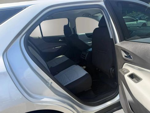 Used 2021 Chevrolet Equinox LS w/ LS Convenience Package AWD/4WD image 26