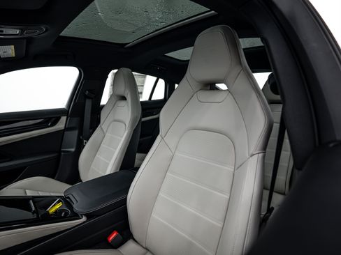 Certified 2026 Porsche Panamera 4 AWD/4WD image 20