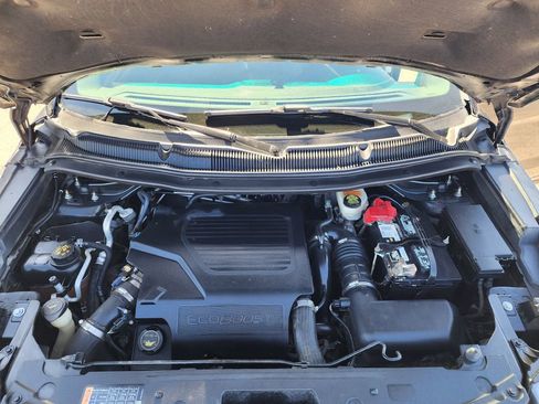 Used 2016 Ford Explorer Sport w/ Equipment Group 401A AWD/4WD image 17