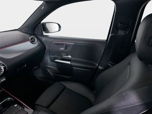 Certified 2023 Mercedes-Benz GLA 250 4MATIC image 29