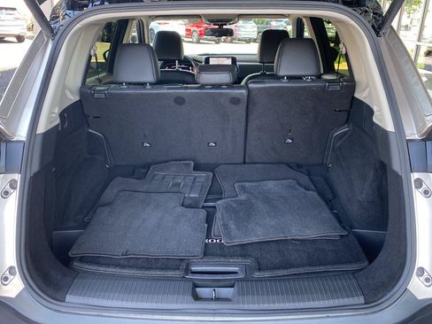 Certified 2023 Nissan Rogue Platinum w/ Platinum Premium Package AWD/4WD image 10