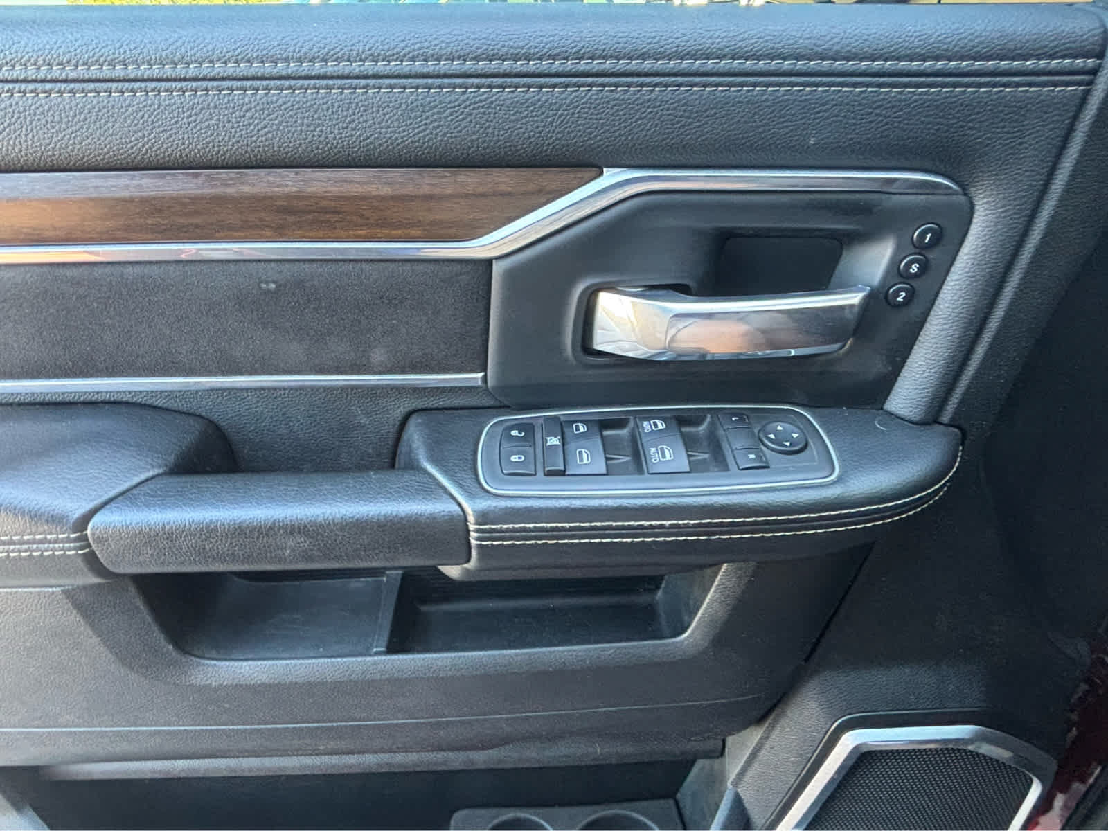 Used 2022 RAM 2500 Laramie AWD/4WD image 19