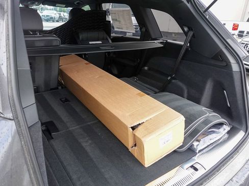 New 2025 Audi Q7 3.0T Prestige image 28