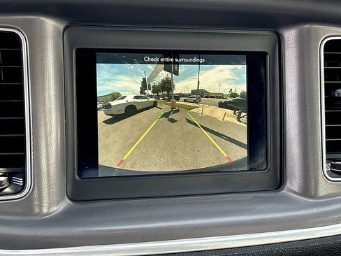 Used 2022 Dodge Charger SXT RWD image 20