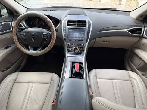 Used 2019 Lincoln MKZ Reserve FWD image 24