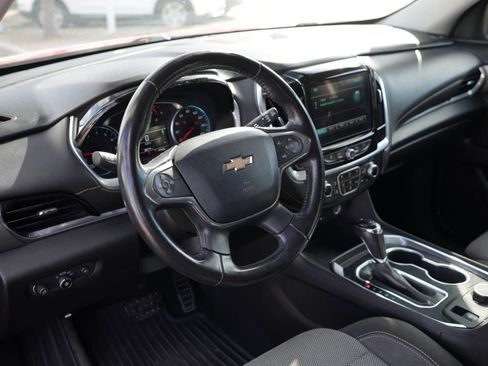 Used 2019 Chevrolet Traverse LT image 15