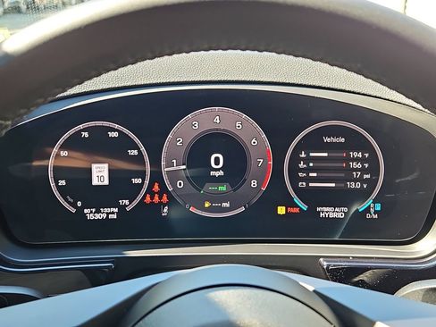 Certified 2025 Porsche Cayenne E-Hybrid AWD/4WD image 37