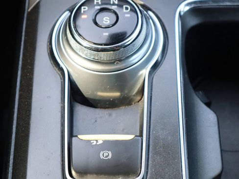 Used 2019 Ford Fusion SEL FWD image 22