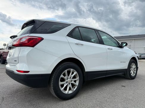 Used 2019 Chevrolet Equinox LS image 5