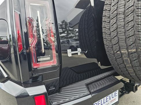 New 2026 GMC Hummer EV SUV image 16