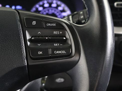 Used 2021 Hyundai Venue SEL FWD image 36