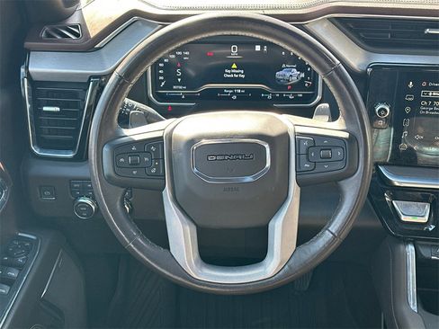Used 2022 GMC Sierra 1500 Denali image 25