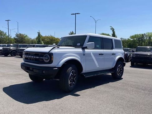 New 2026 Ford Bronco Outer Banks AWD/4WD image 7