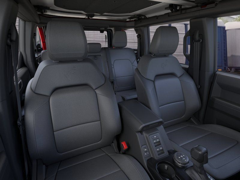 New 2026 Ford Bronco Outer Banks AWD/4WD image 10